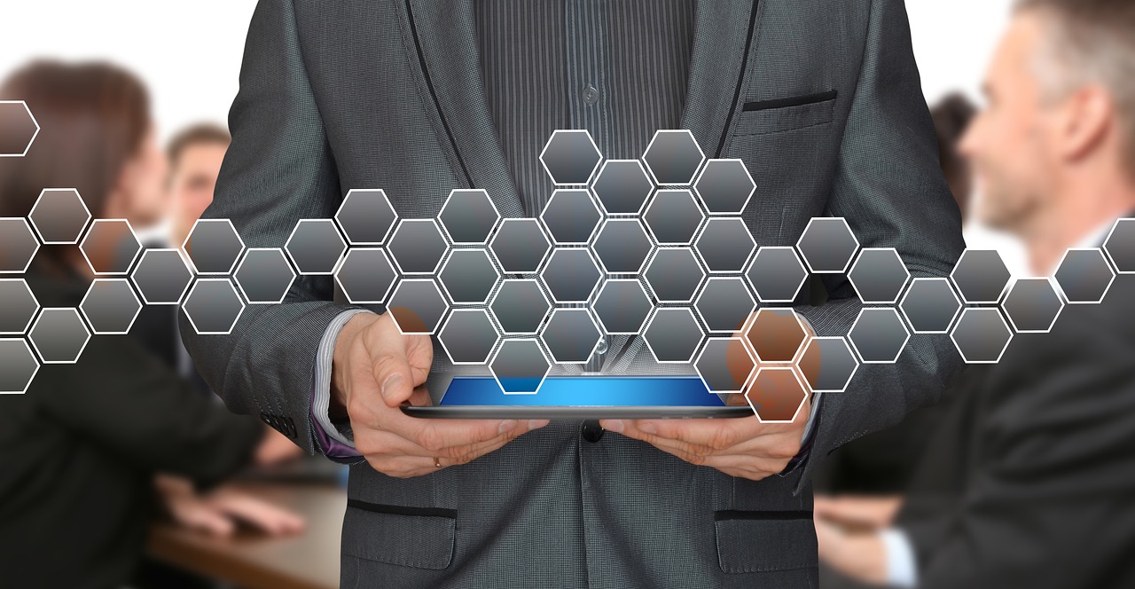 中麦通讯实名账号：如何使用短信或短信追踪跟进客户？